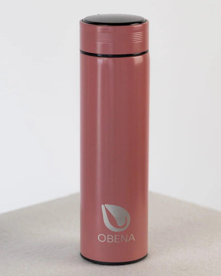 Bouteille isotherme bordeaut Obéna avec affichage LED de la température, conçue pour maintenir les boissons chaudes ou froides pendant plusieurs heures.
